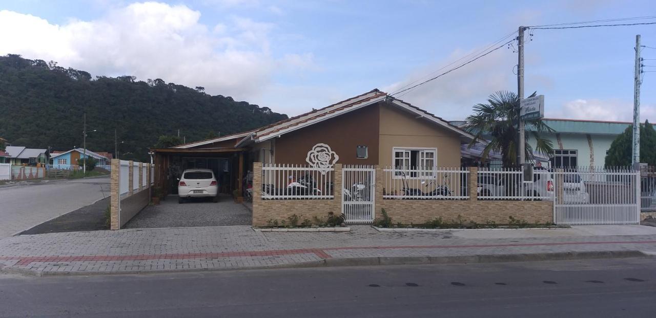 Casa De Temporada Familiar Hotel Урубиси Екстериор снимка